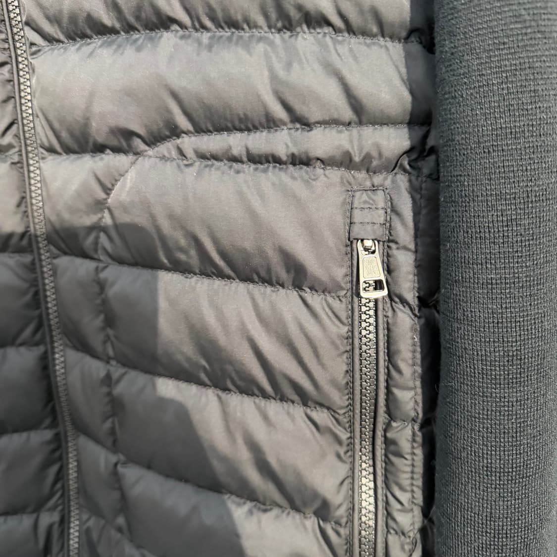 (S) 몽클레어 25FW 트리콧 니트패딩 상품이미지4