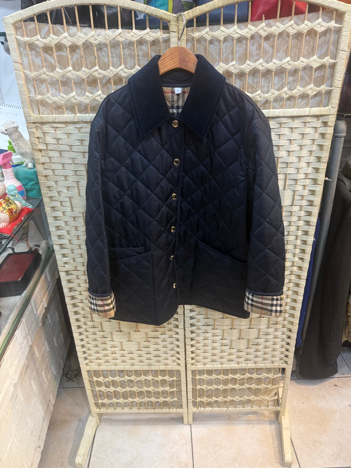 66 정품 버버리 코듀로이 칼라 다이아몬드 퀄팅자켓 팝니다 상품이미지9