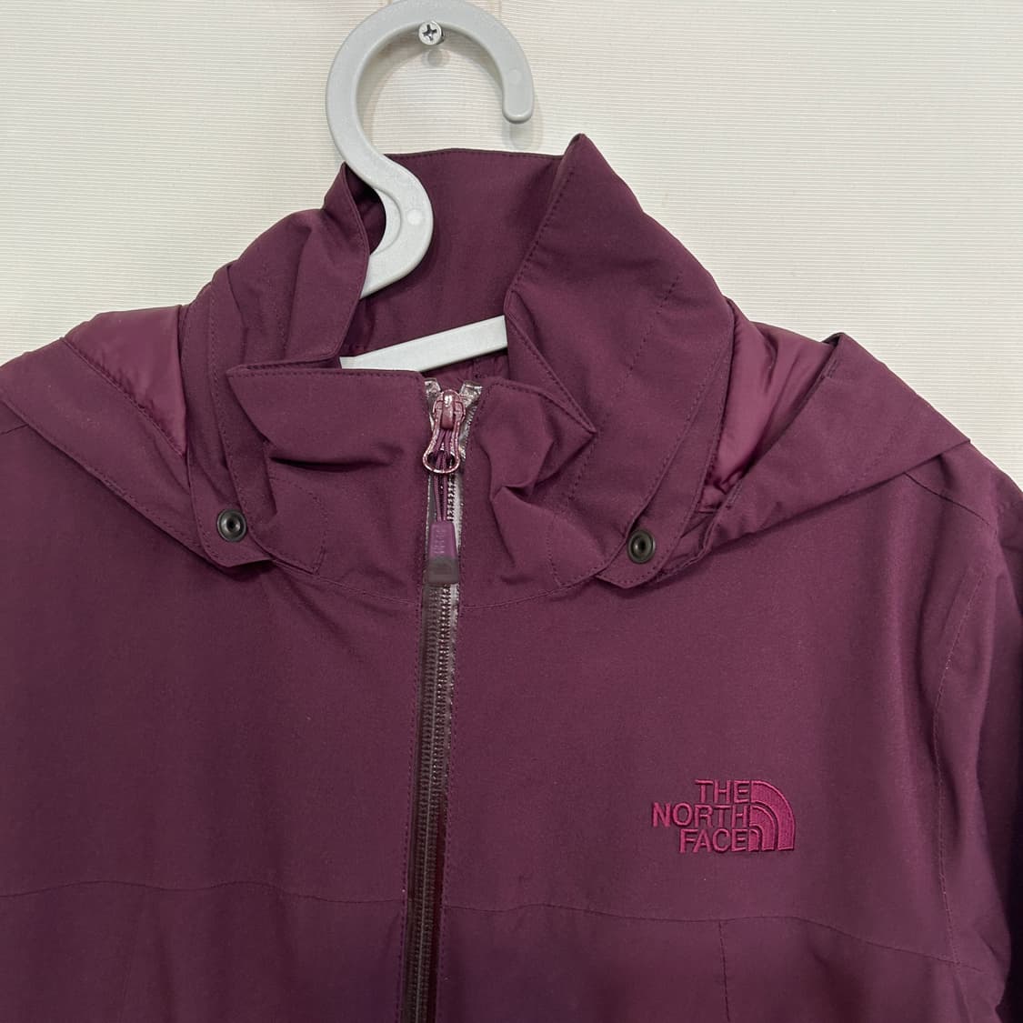 노스페이스 여성 바람막이 90 상품이미지2
