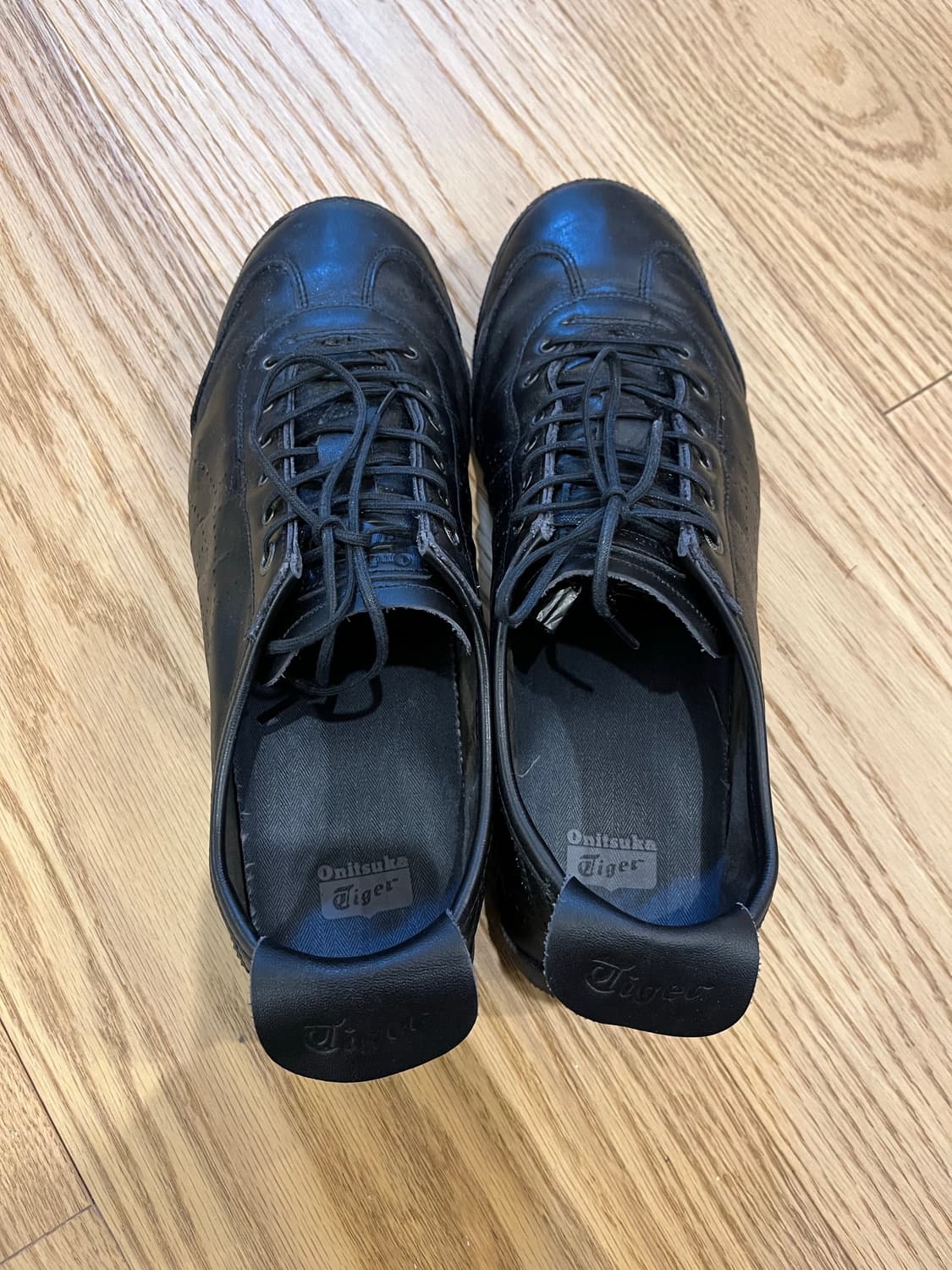 오니츠카타이거 상품이미지3