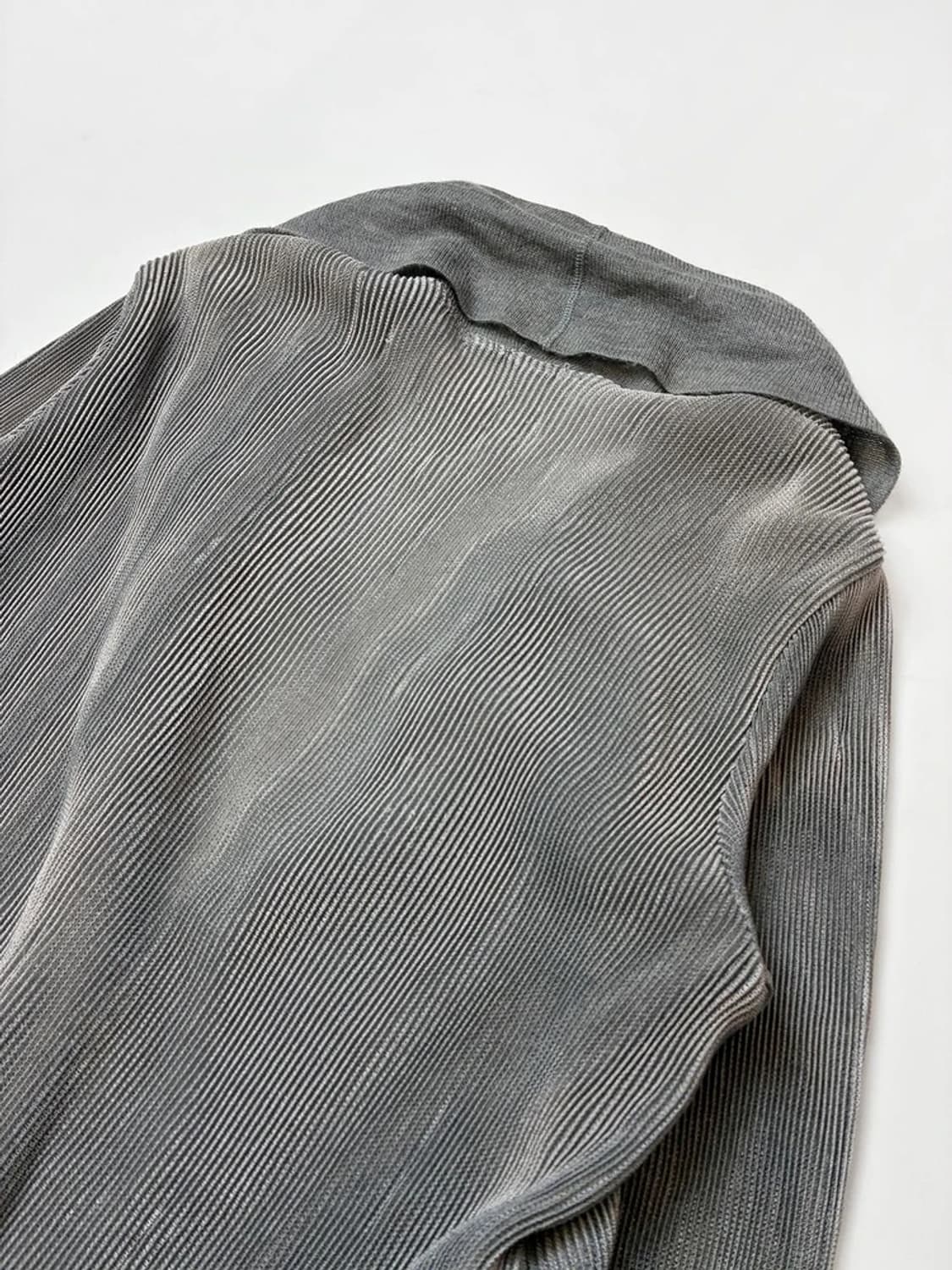 이세이미야케 11s 플리츠 롱 니트 가디건 PN5061 상품이미지4