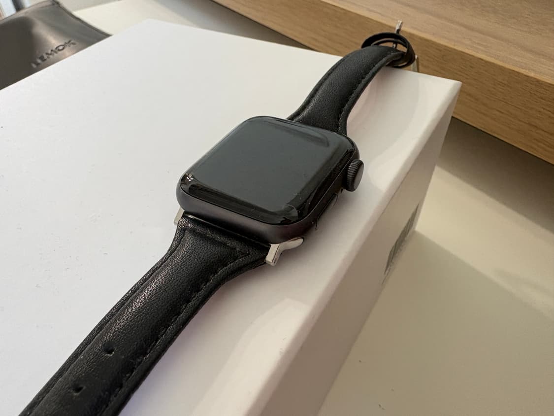 애플워치se 40mm 스페이스그레이 상품이미지1