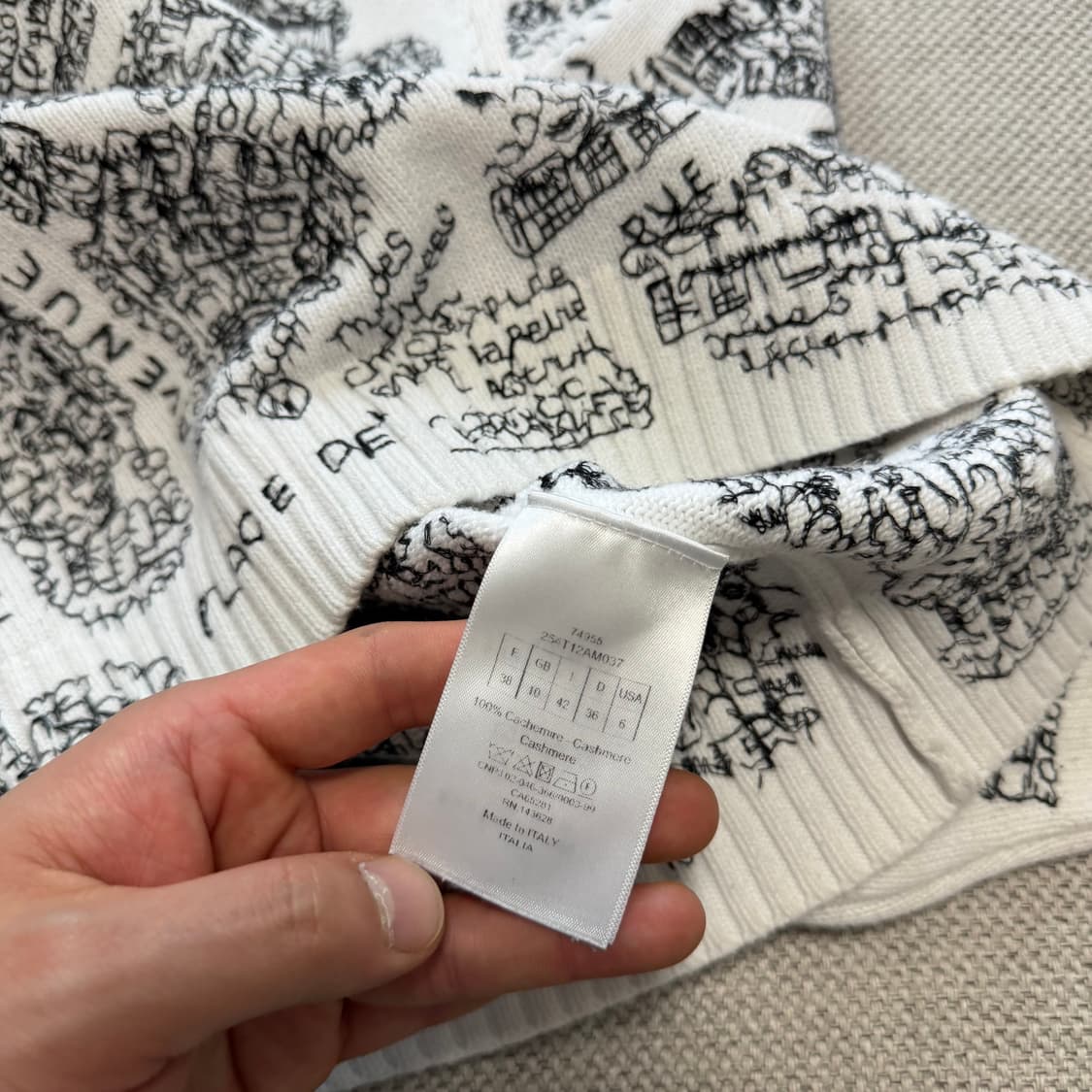 크리스찬 디올 패턴 크롭 니트 상품이미지4