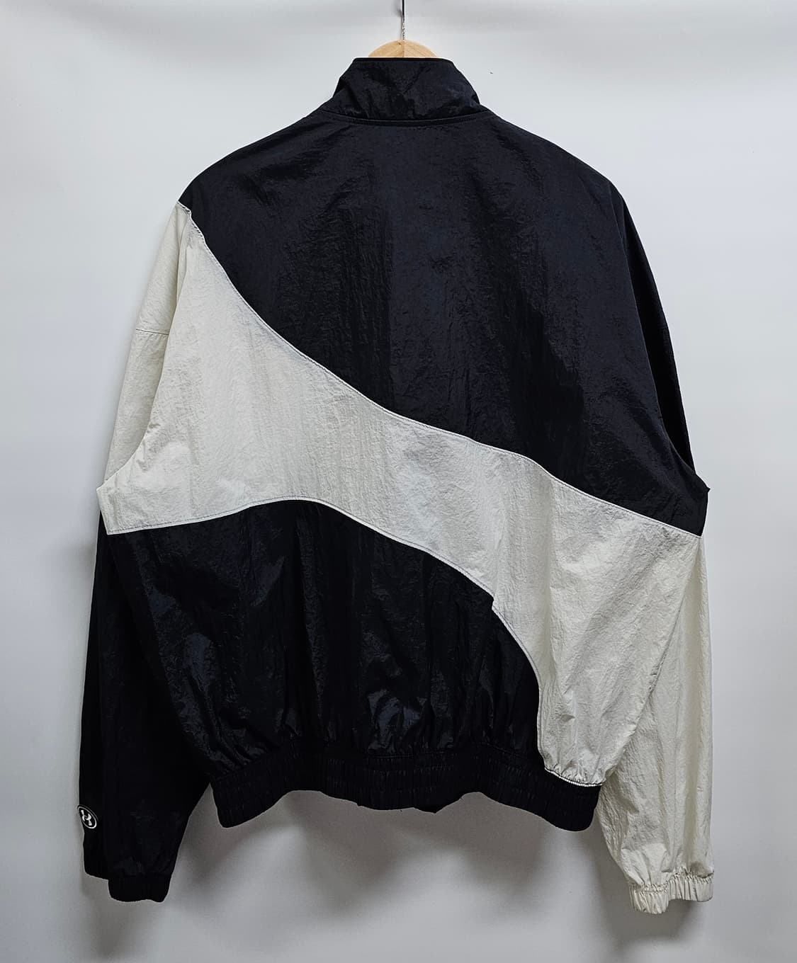 언더아머 우븐 바람막이 자켓 L 상품이미지2