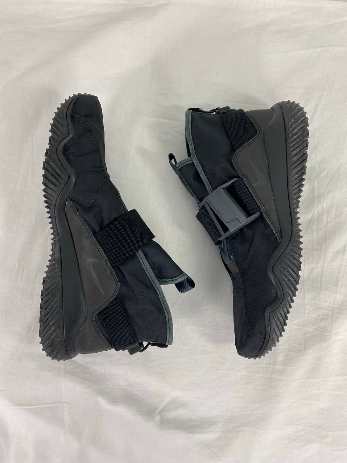 나이키 커뮤터 SE 고프코어 스니커즈 270 <71> 상품이미지1