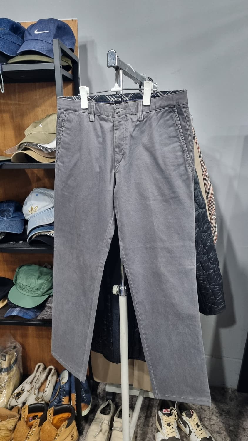 ((휴고 보스)) 정품 회색 코튼팬츠 33사이즈  상태깔끔 상품이미지1