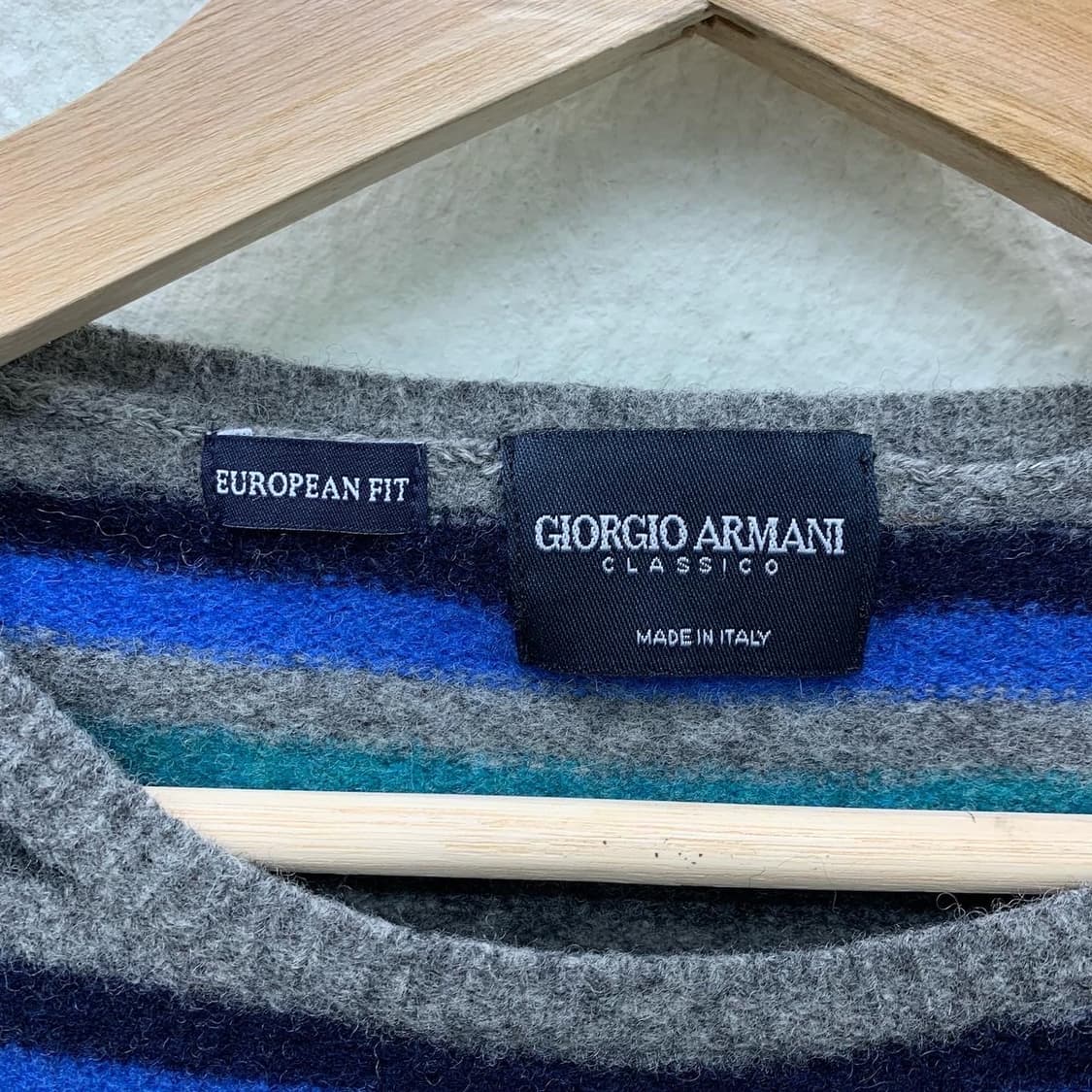 조르지오 아르마니 그레이 멀티컬러 스트라이프 니트 상품이미지4