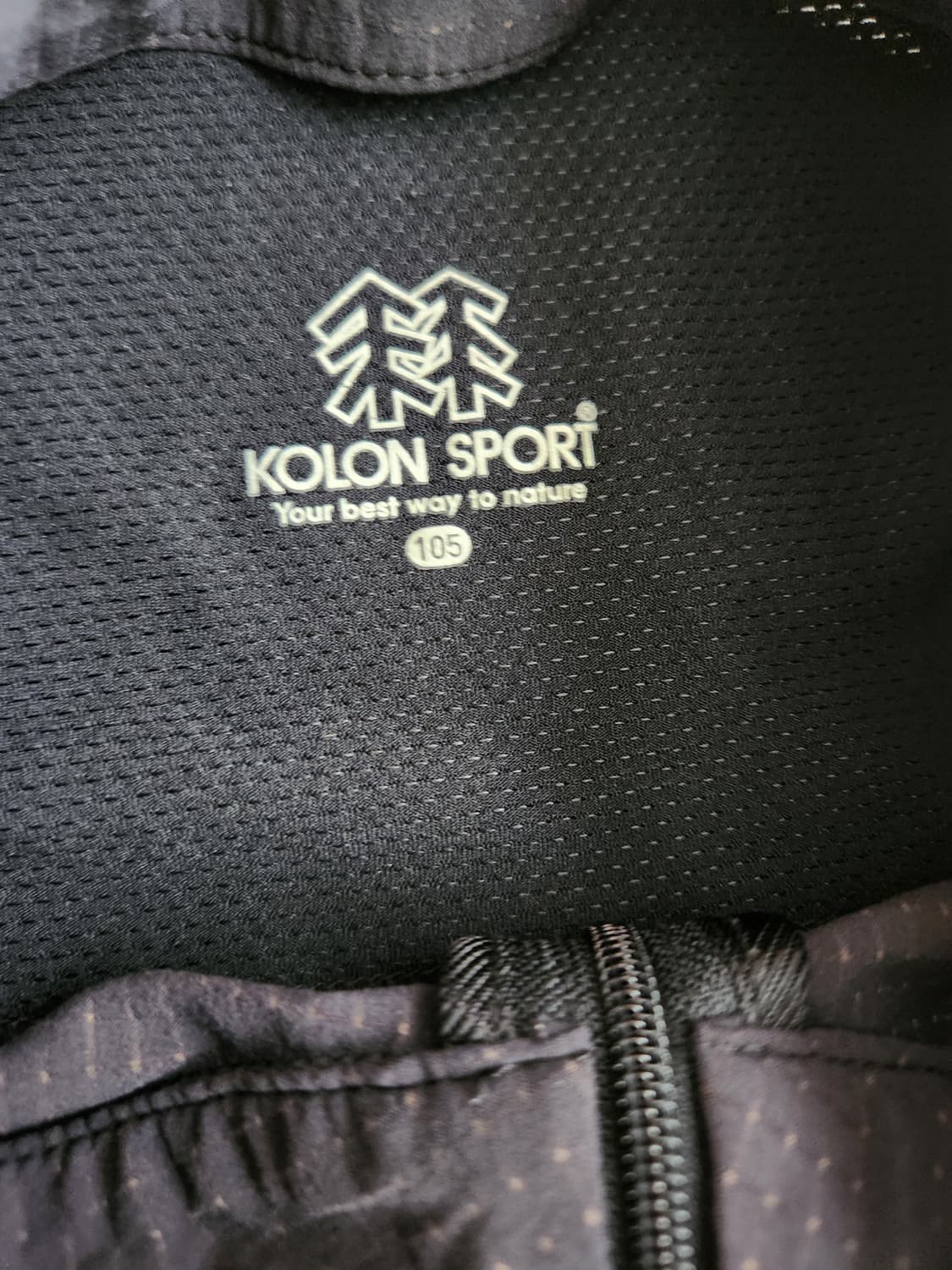 코오롱스포츠 남성 에어도트 반팔 집업 블랙 티셔츠 사이즈105

 상품이미지5