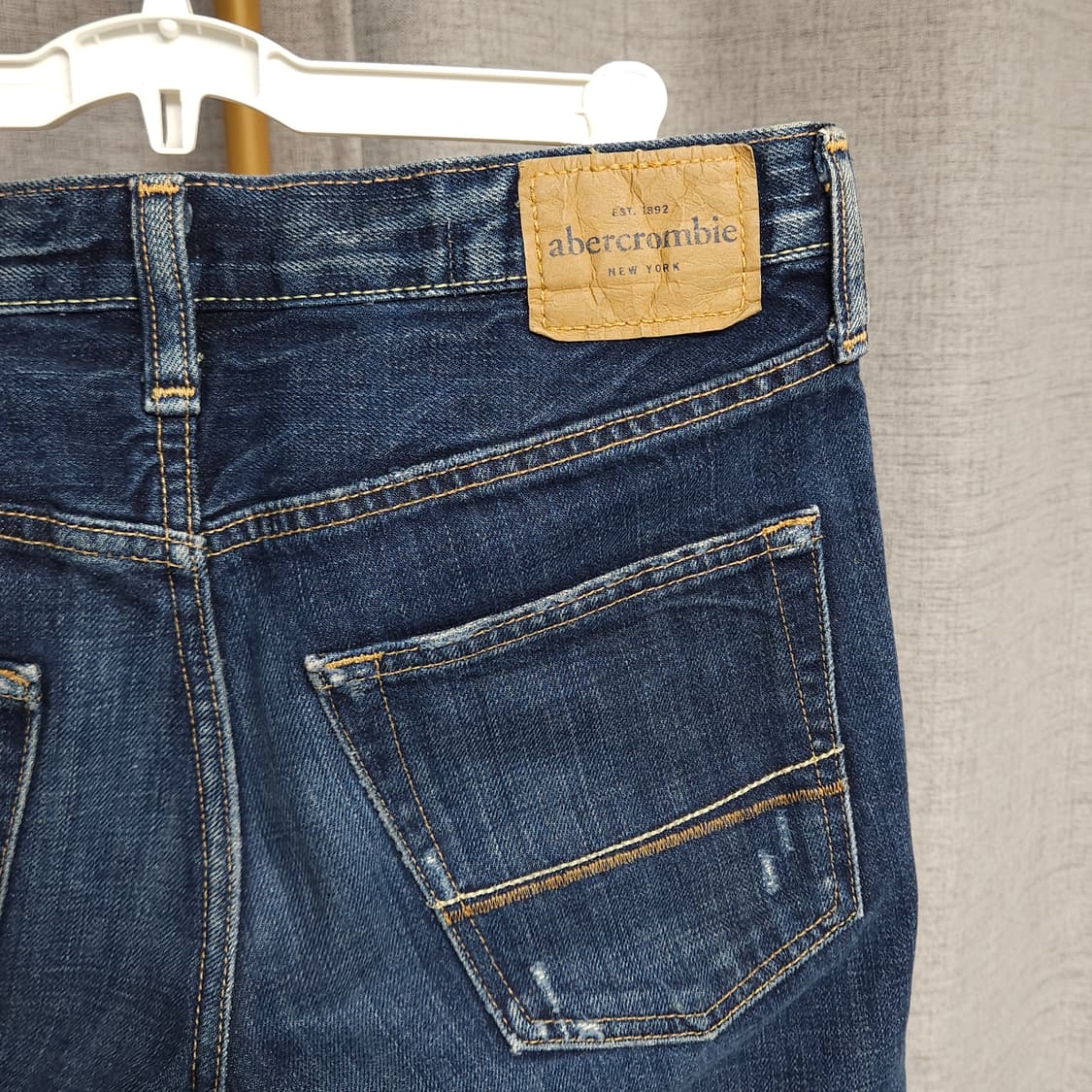 30 ) 아베크롬비 로우 라이즈 슬림 부츠핏 상품이미지1