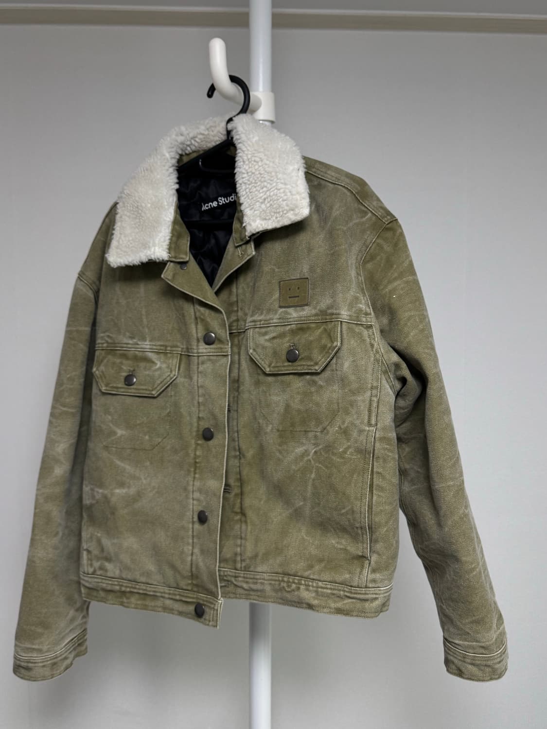 아크네 카키 패딩 자켓 S 상품이미지2