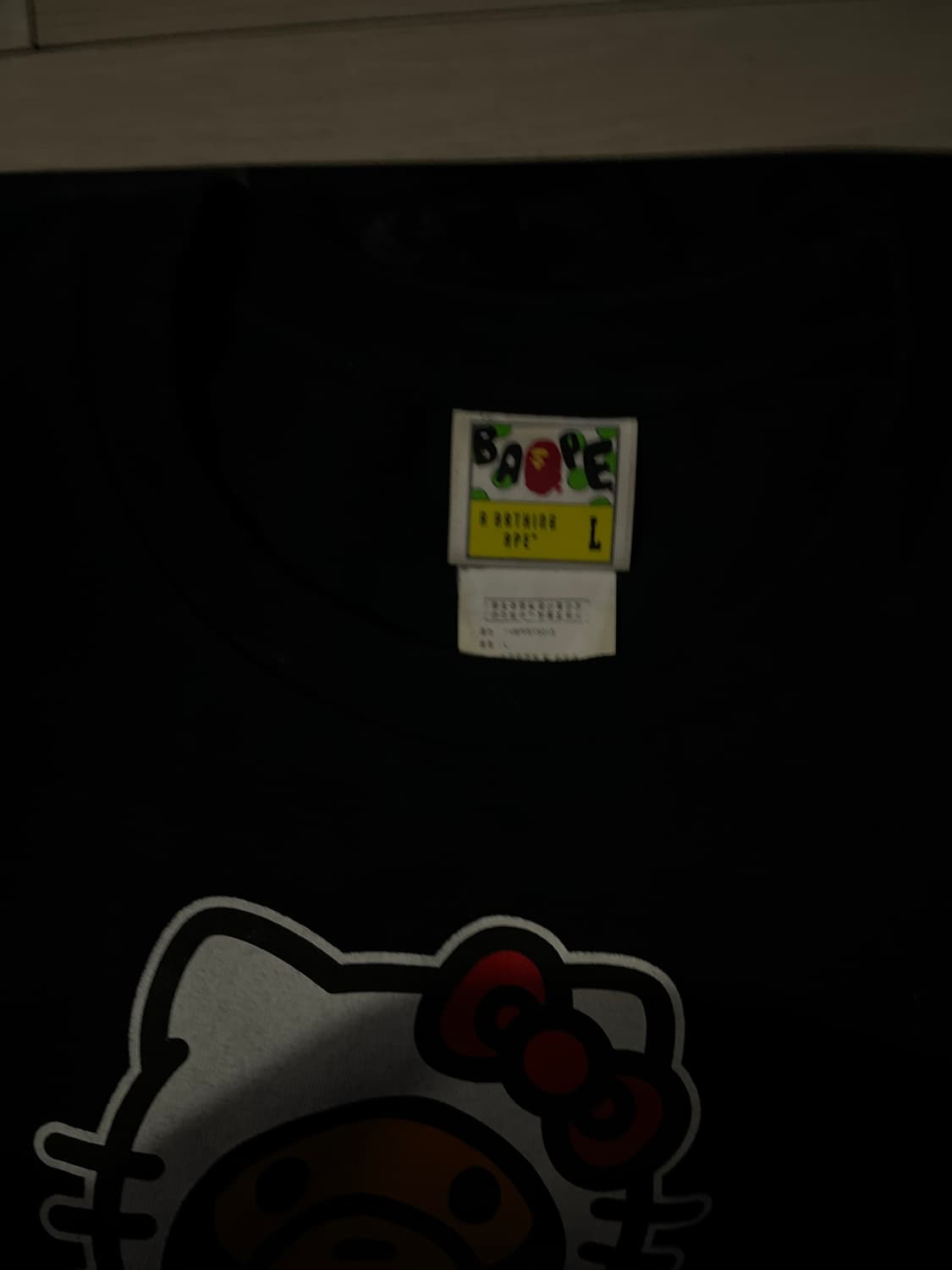 베이프x헬로키티 베이비마일로 블랙 티셔츠 L 국내판 상품이미지7