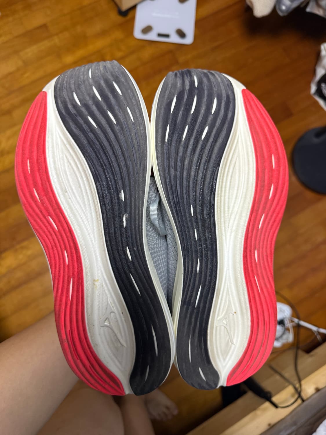 미즈노 네오젠1 285 상품이미지2