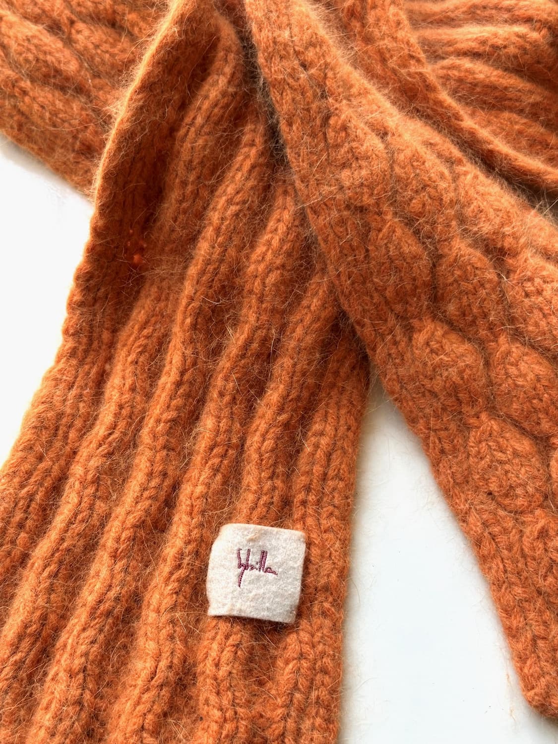 Middle gauge hairy fabric  knit muffler 상품이미지3