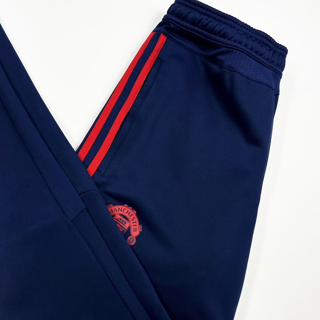 아디다스 맨유 풋볼 네이비 츄리닝바지 (M) 상품이미지1