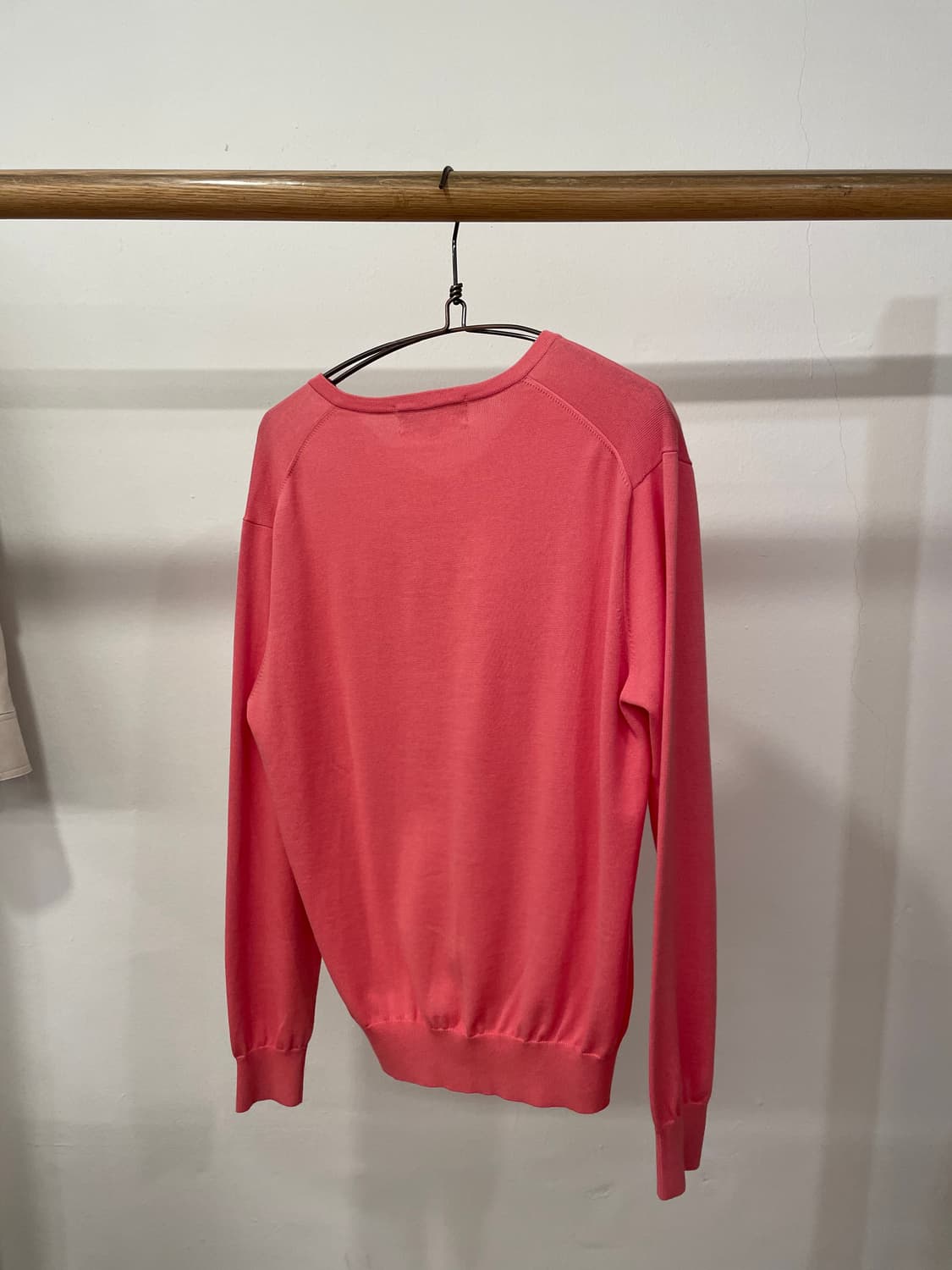 VAN JACKET pink v neck knit 상품이미지3