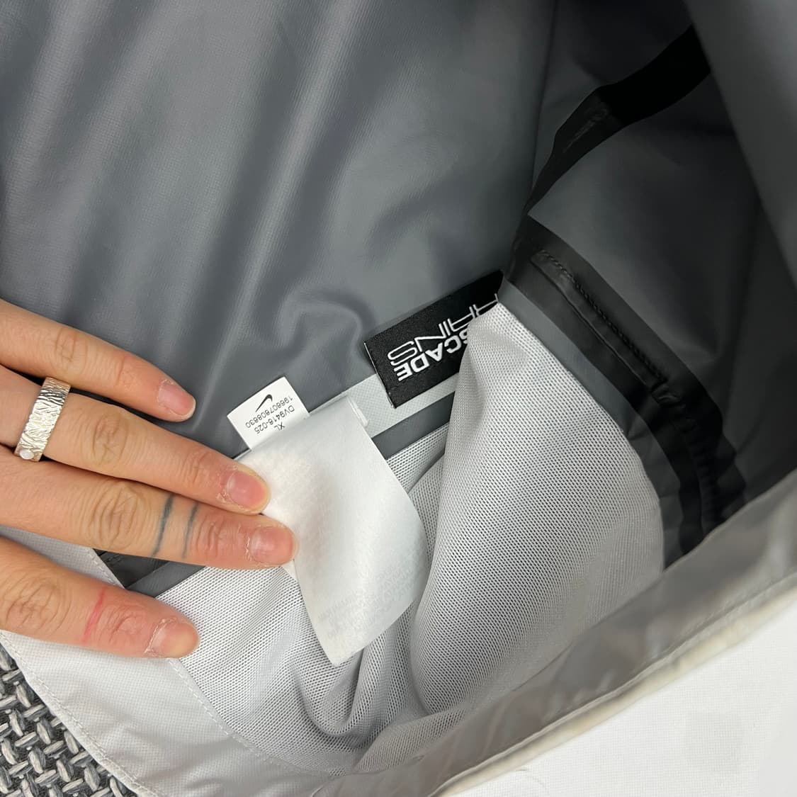 착샷O 나이키ACG 스톰핏 바람막이 상품이미지7