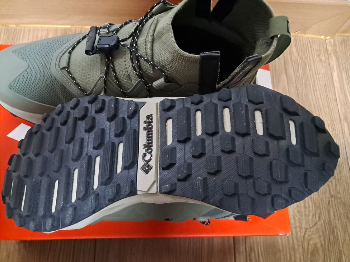 컬럼비아 트레킹화 260 상품이미지9