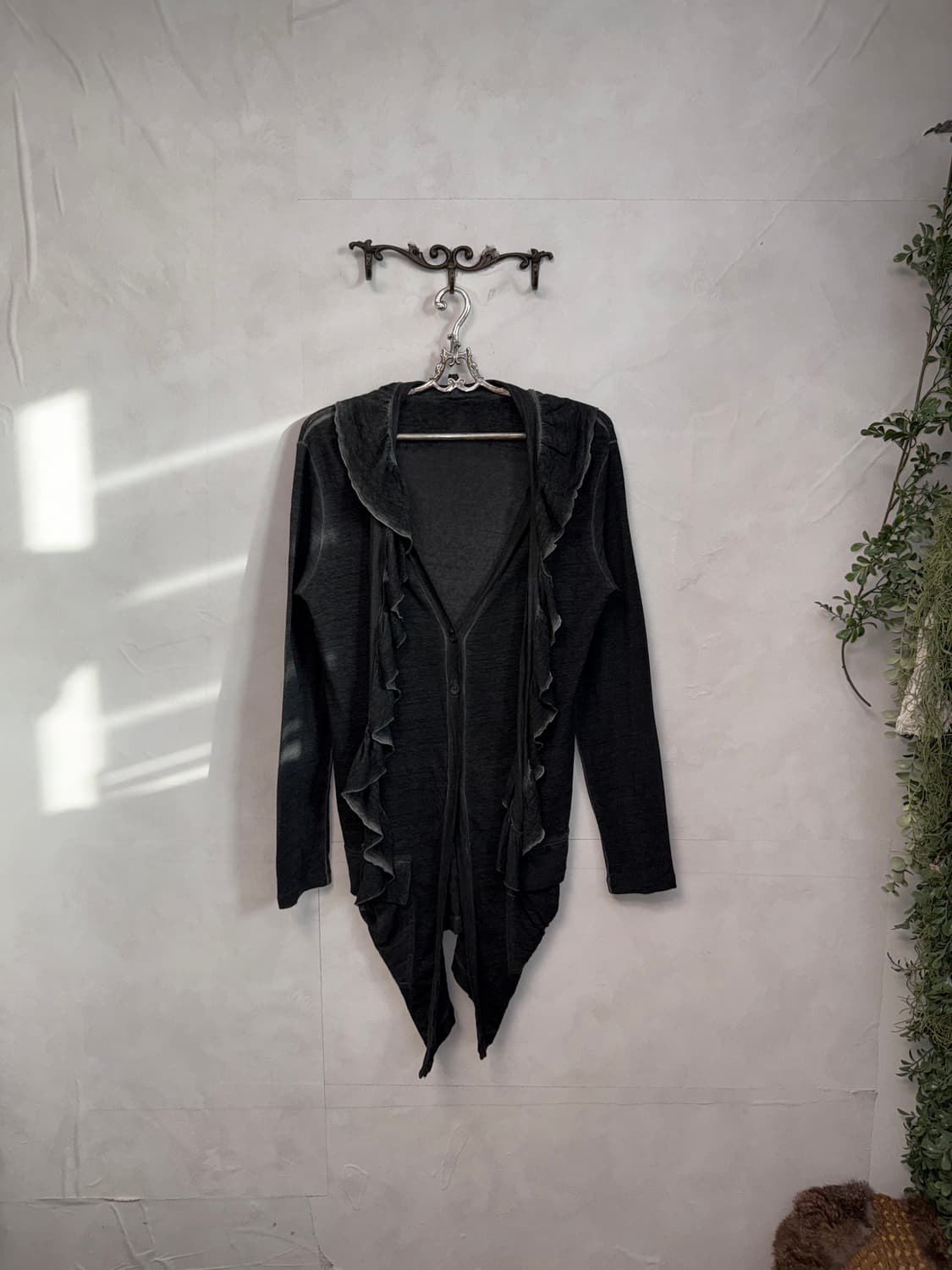 Cop Copine charcoal ruffle draped 가디건 상품이미지5