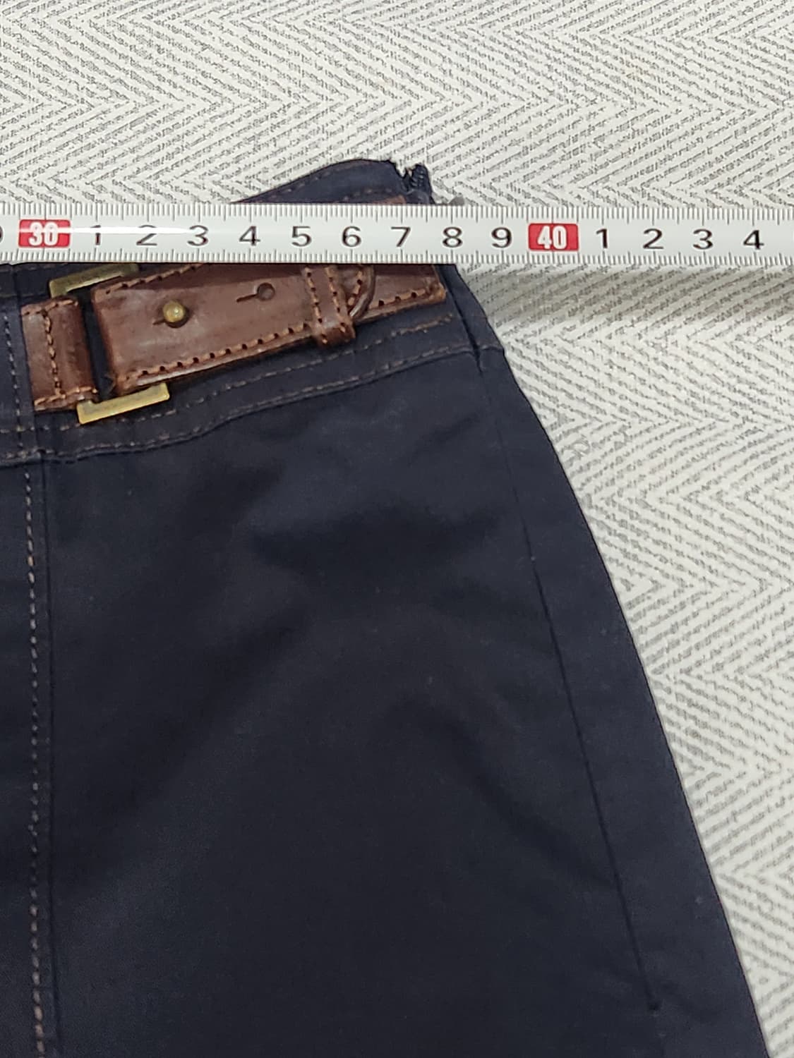 [26] BCBG 네이비 플리츠 스커트 67사이즈  (26인치) 상품이미지7