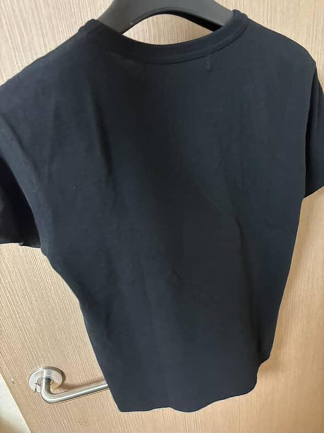 꼼데가르송 블랙 하트 티셔츠 블랙 상품이미지2