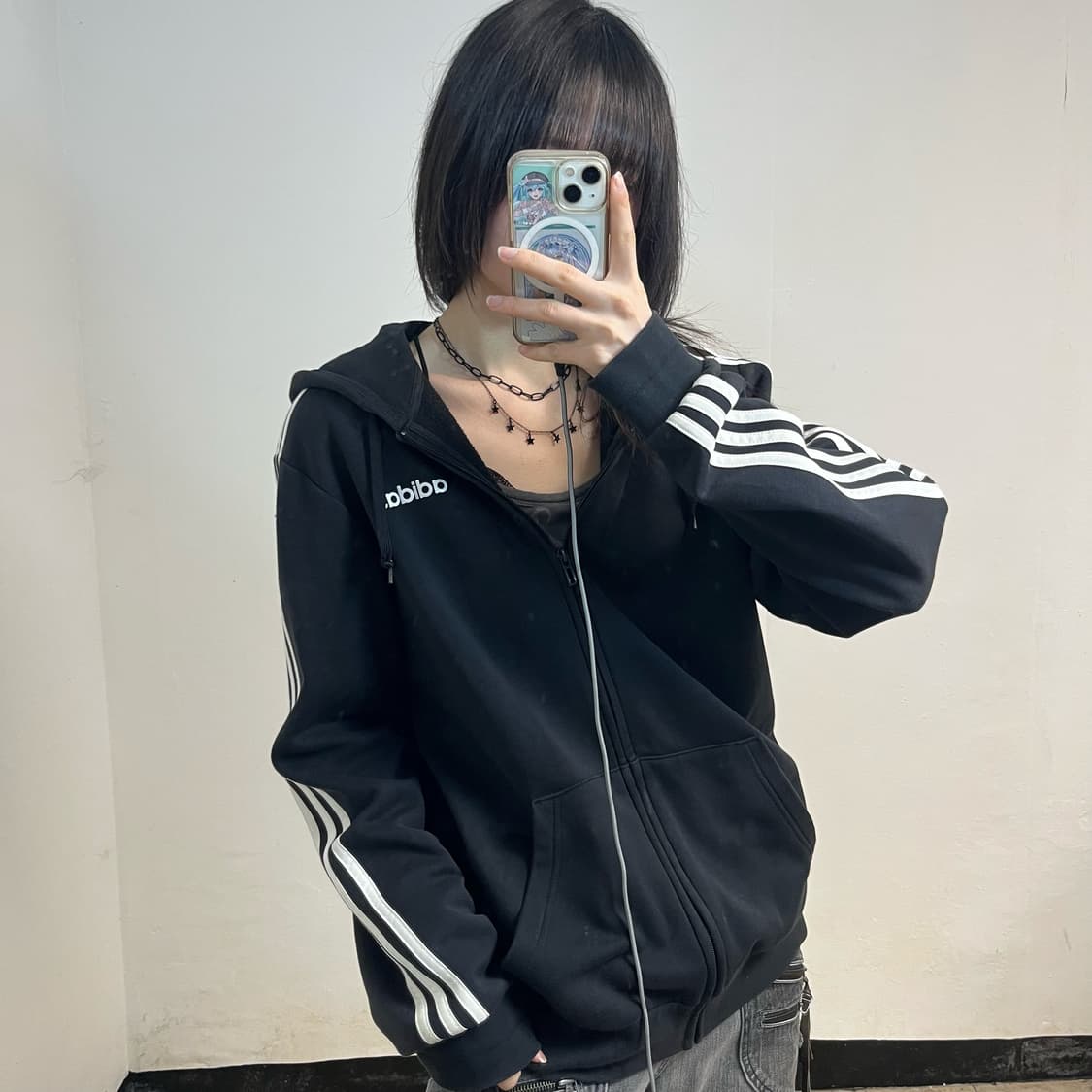Adidas black hood zip-up 상품이미지1