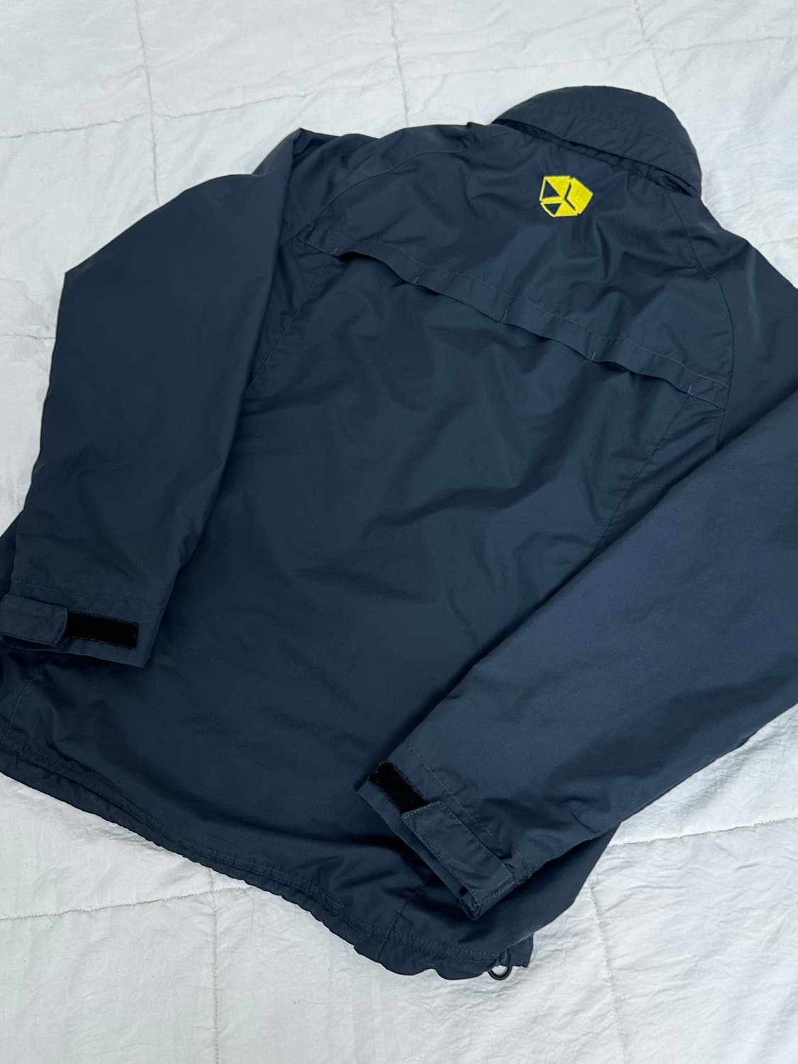 나이키 바르샤 스톰핏 바람막이 미디움 상품이미지2