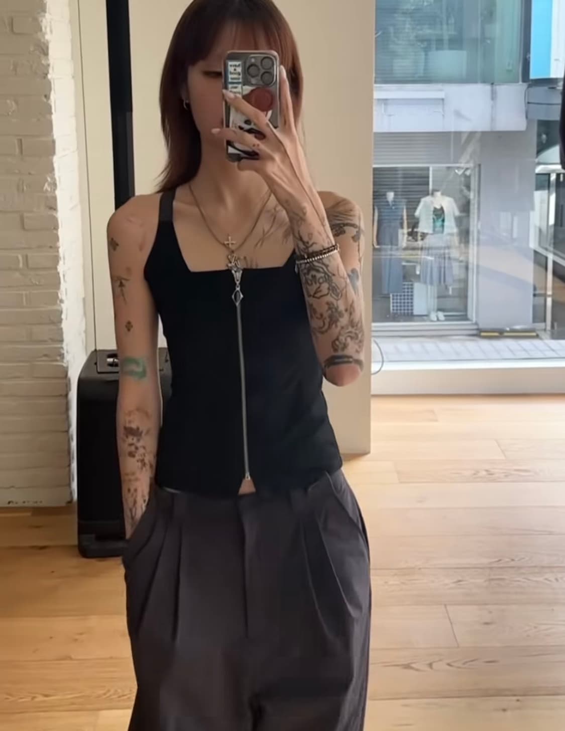 Mschf STRAP ZIP UP SLEEVELESS 상품이미지1