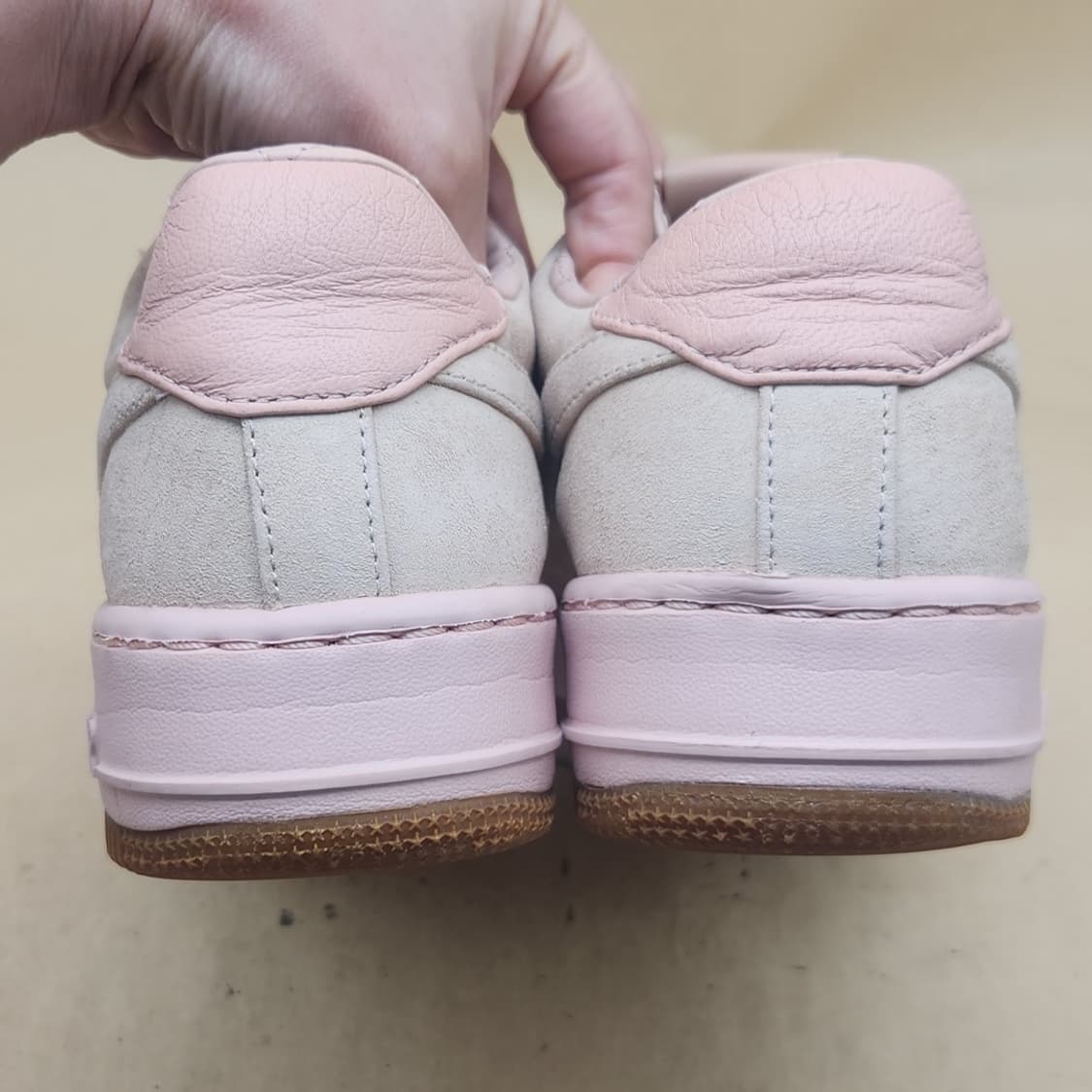 나이키 에어포스1 업스텝 스웨이드 운동화 280 상품이미지4