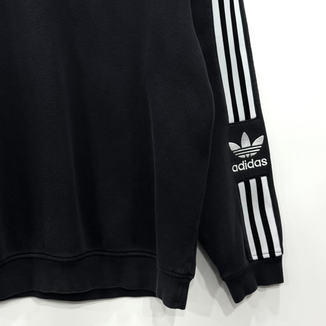 아디다스 맨투맨 M 상품이미지2