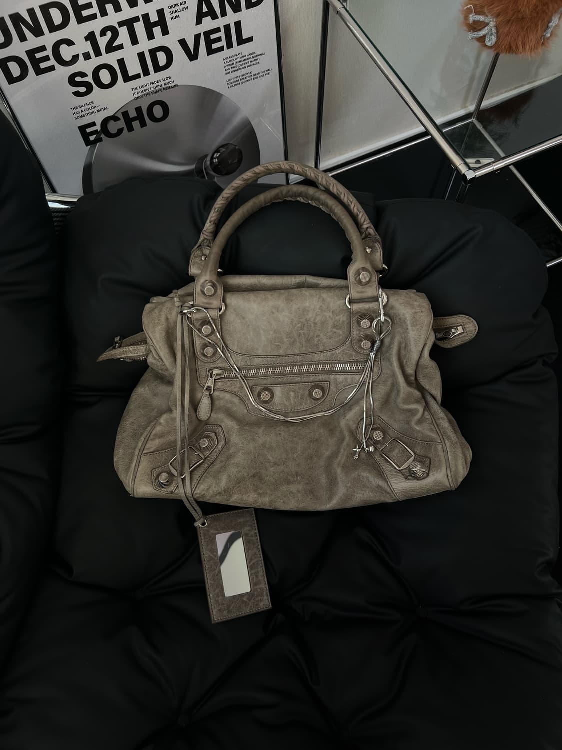 발렌시아가 모터백 상품이미지2