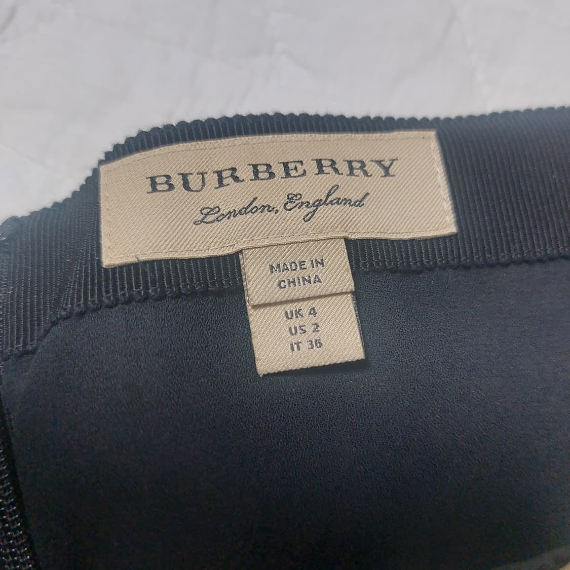 Burberry Zip Detailed Floral Midi Skirt 상품이미지8