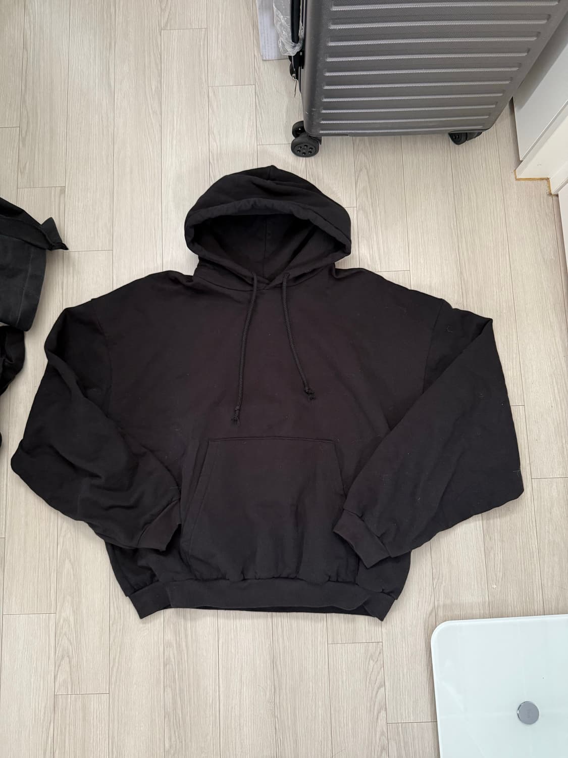 yeezy 후드 블랙 2size 상품이미지1