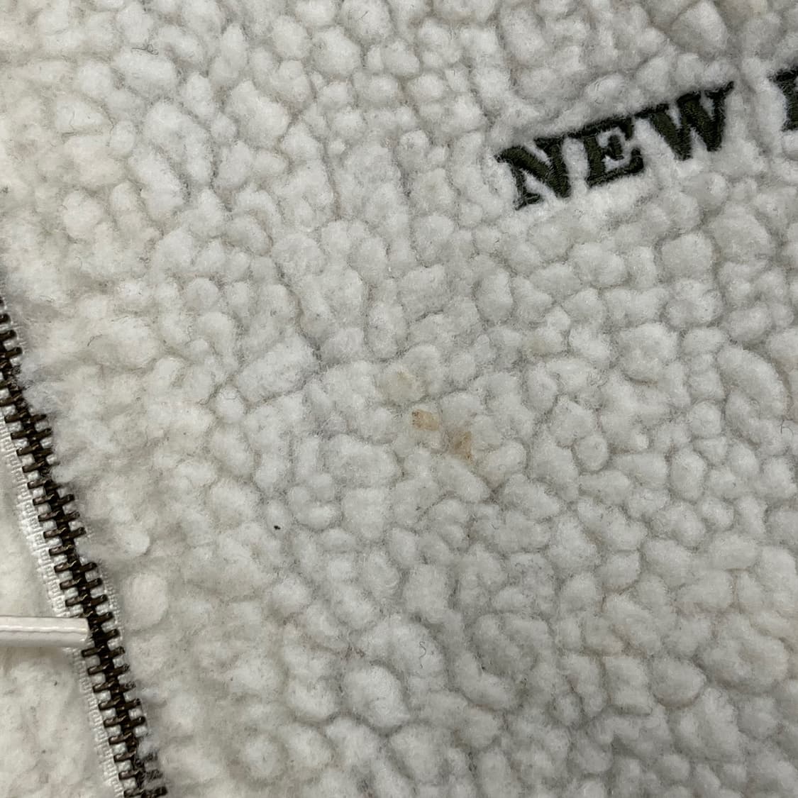 [정품/95] 뉴에라 화이트 뽀글이 카키 양면 후드집업 b19 상품이미지3