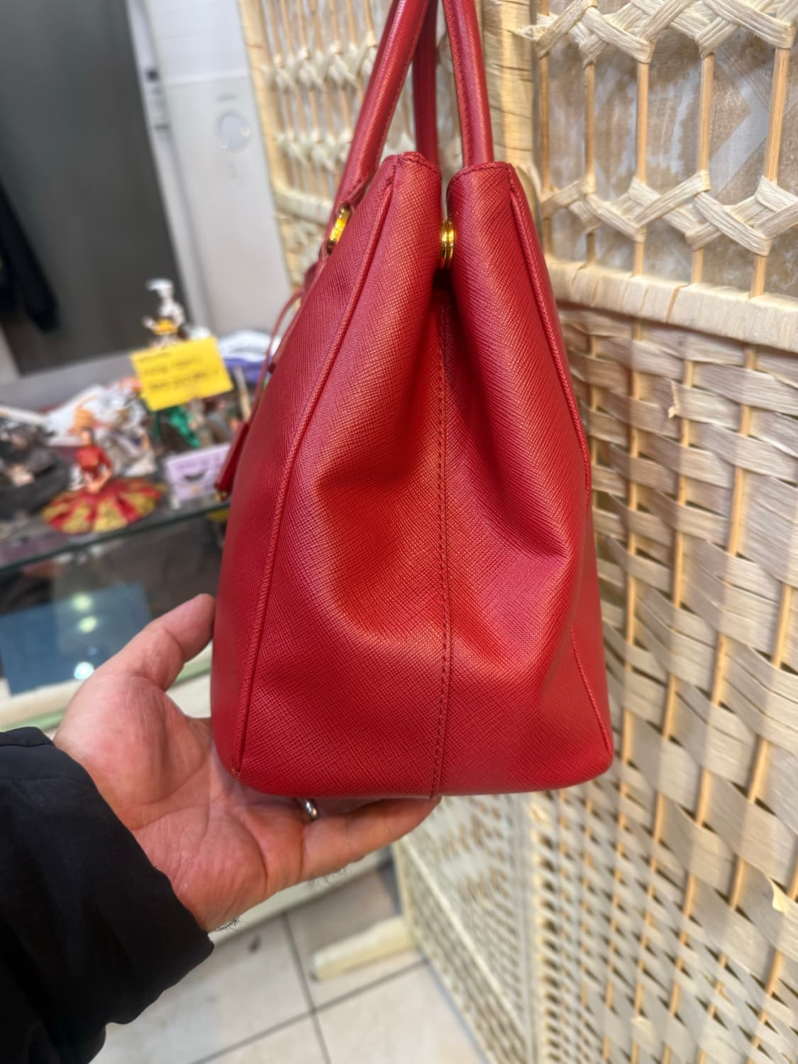 정품 프라다 사피아노 럭스백 팝니다 상품이미지3