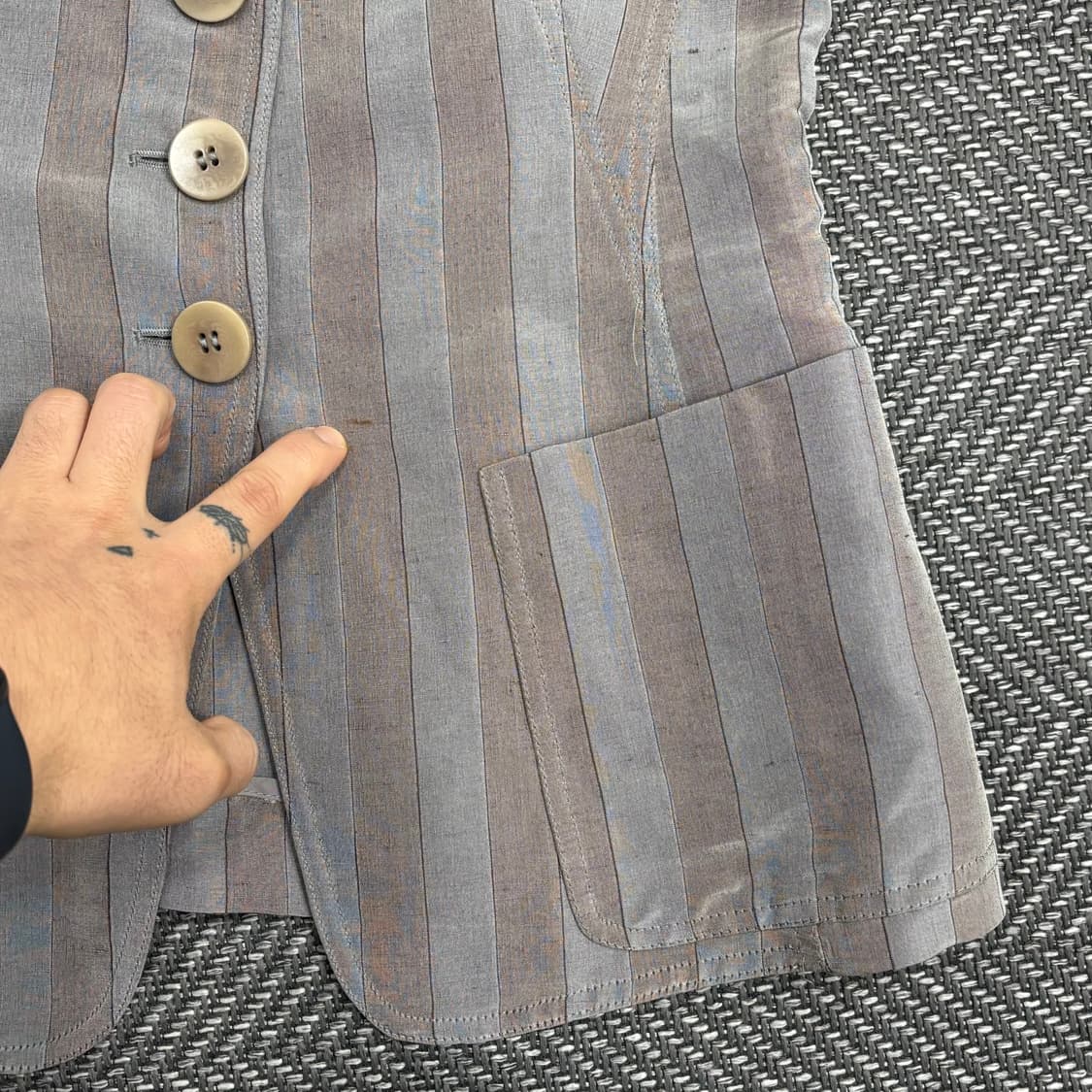  아르마니 스트라이프 패턴 블레이저 V0563 상품이미지5