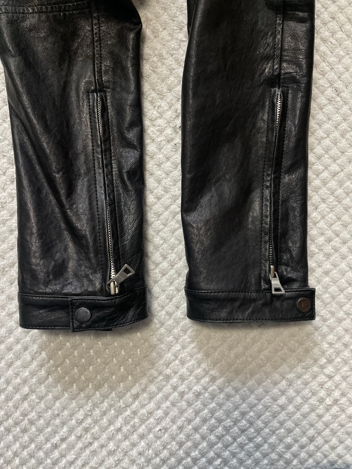 웨스턴 무드 램스킨 양가죽 절개 바이커 레더 자켓 상품이미지7