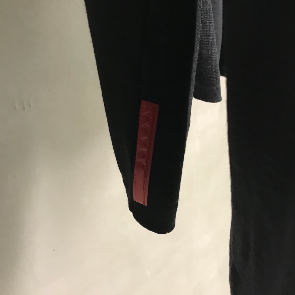 프라다 스포츠 니트 집업 블랙 52 상품이미지4