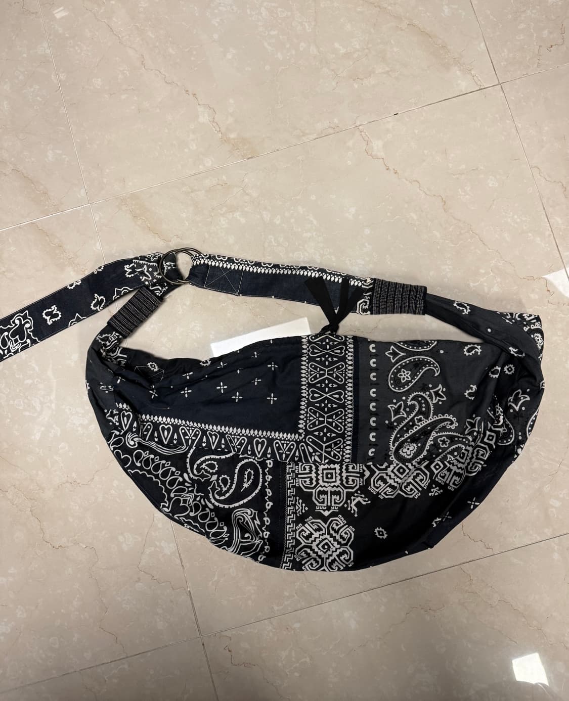 KAPITAL BANDANA HOBO BAG 상품이미지1