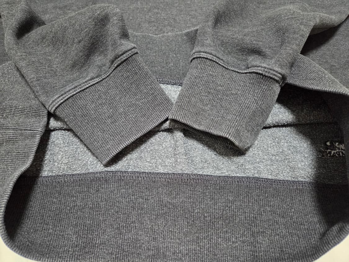 씨피컴퍼니 렌즈 크루넥 스웻 셔츠 상품이미지3