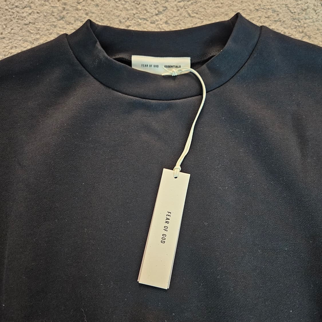 새상품) Fear of God 에센셜 블랙 맨투맨 L 사이즈 상품이미지3