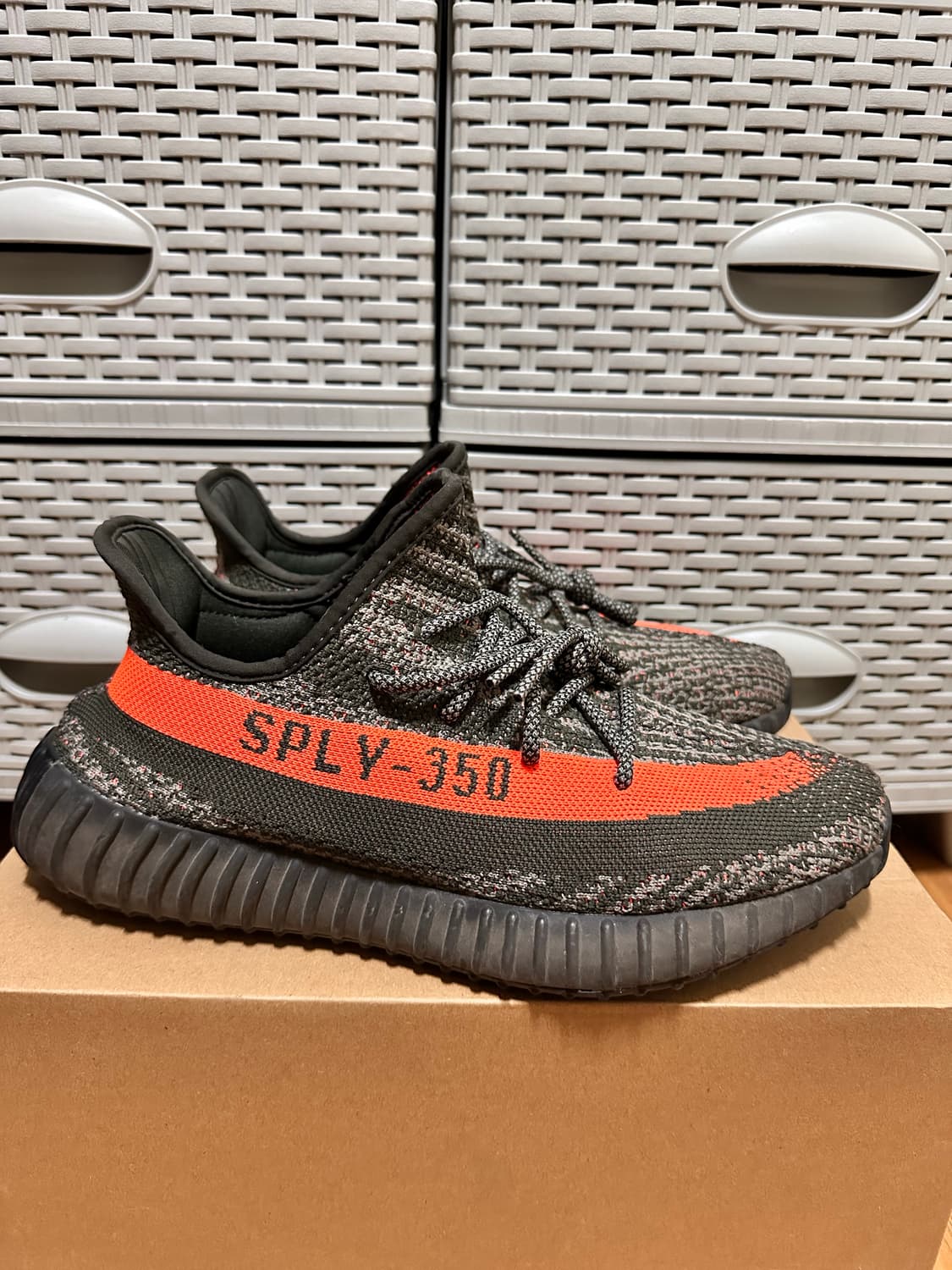 아디다스 이지 부스트 350 V2 카본벨루가 280 상품이미지3