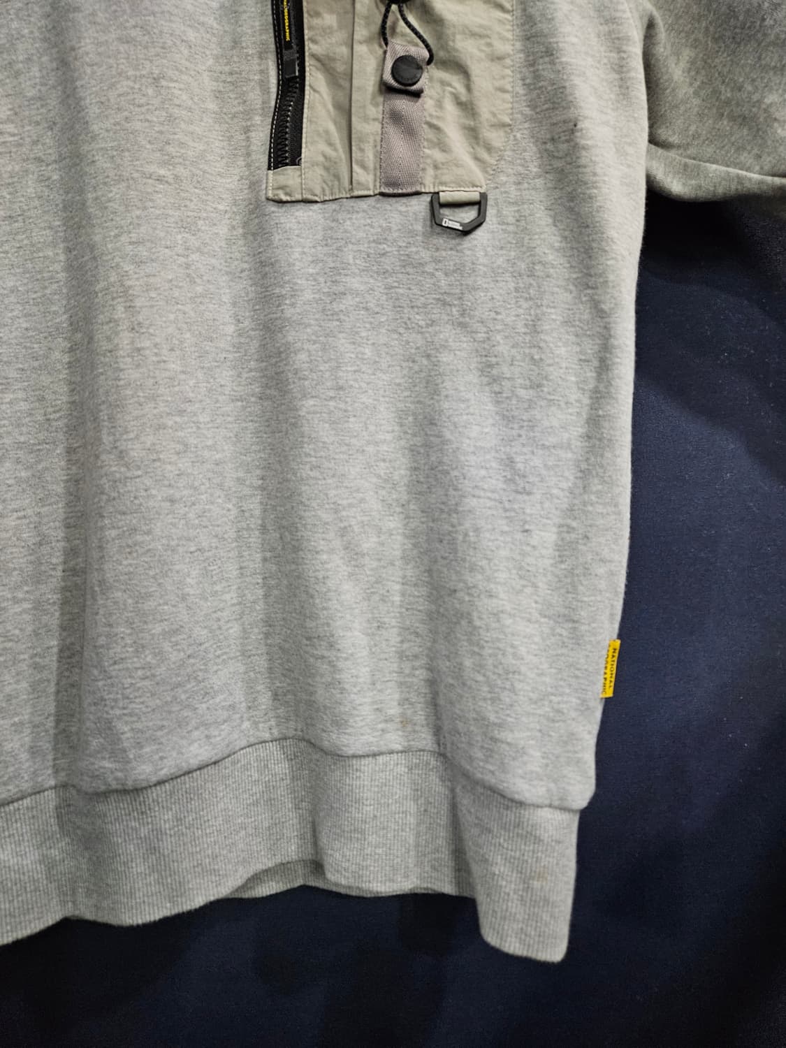 내셔널지오그래픽 그레이 남성 세미오버핏 95 맨투맨  상품이미지6