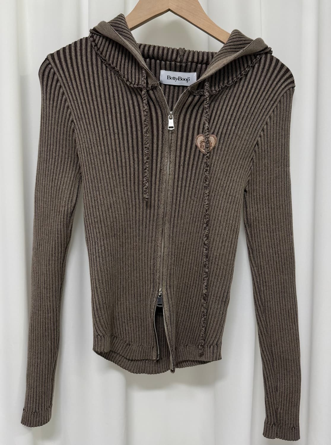 베티붑 X 얼킨 캔버스 투웨이 니트 후드 집업 상품이미지5