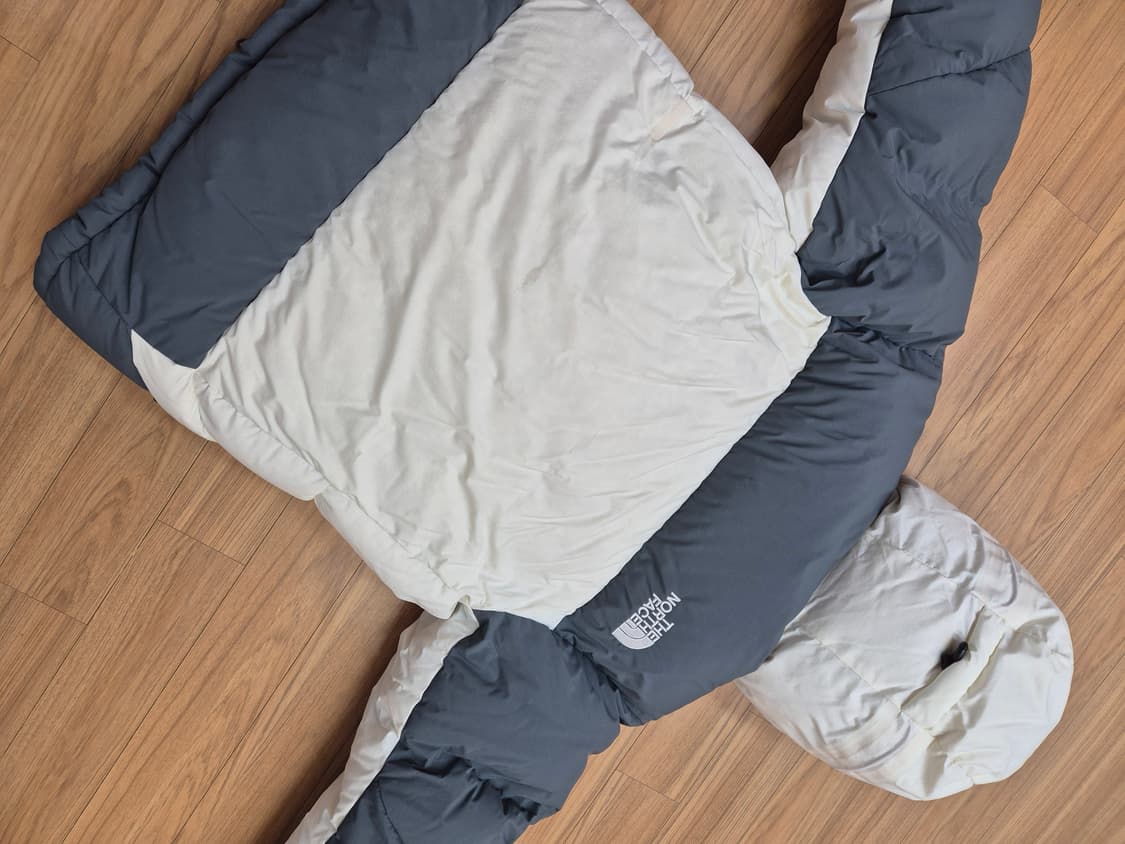 노스페이스 써미트 시리즈 패딩 95사이즈 판매합니다. 윈드스타퍼 기능이  상품이미지2