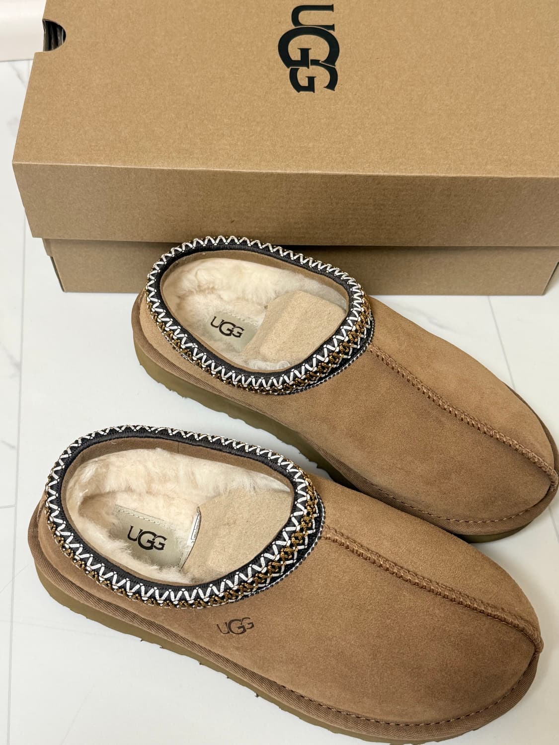 어그 타스만2 체스트넛 w 240 상품이미지1