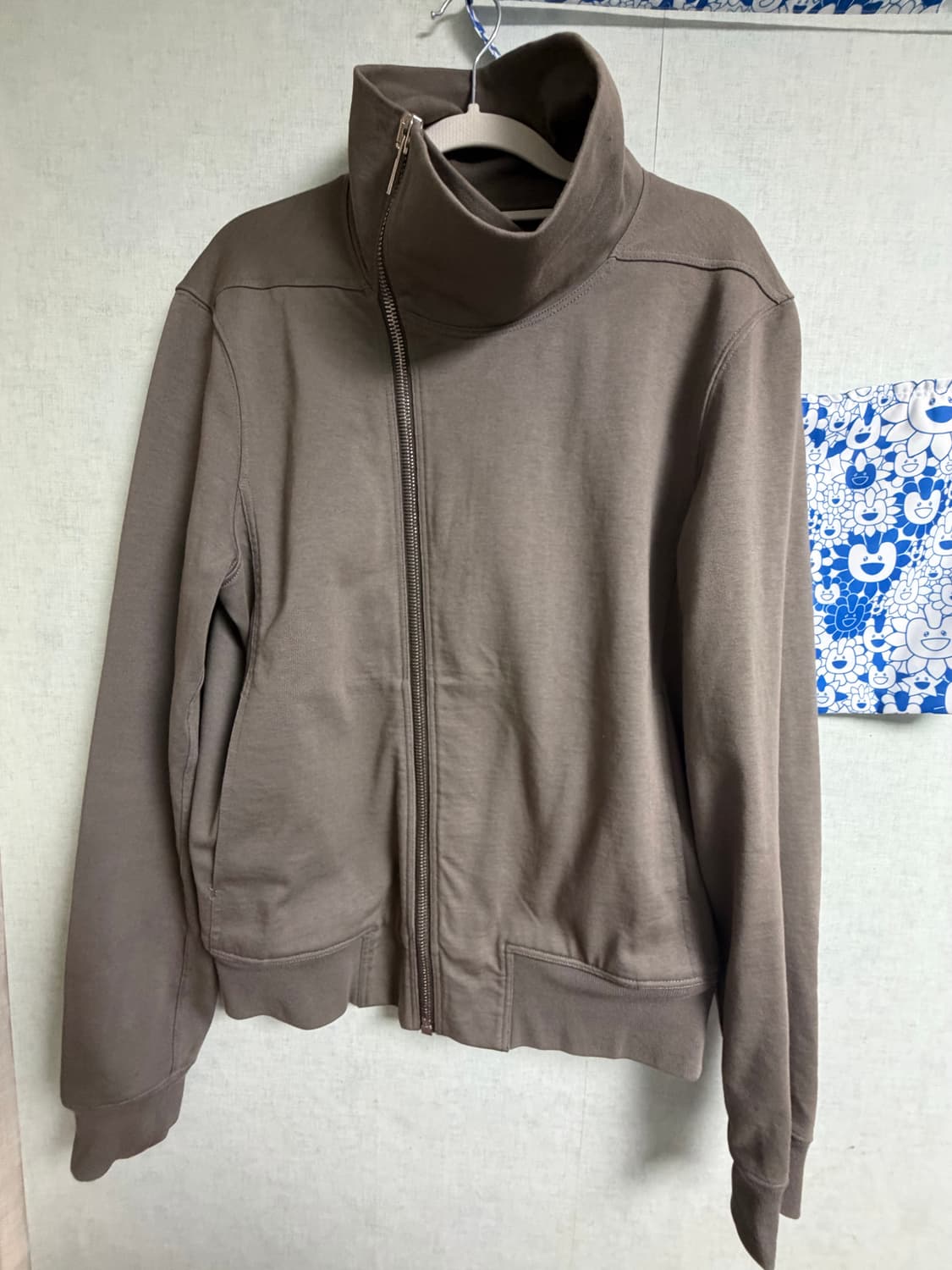 릭오웬스 비대칭 하이넥 지퍼 상품이미지1