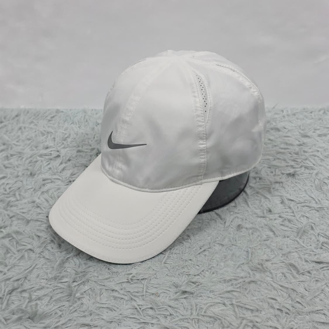 나이키 훼더라이트 드라이핏 러닝 모자 상품이미지1