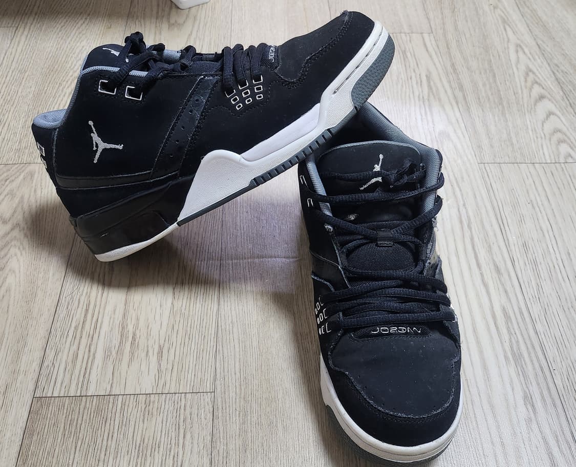 나이키 에어 조던 플라이트 23 시멘트 상품이미지1