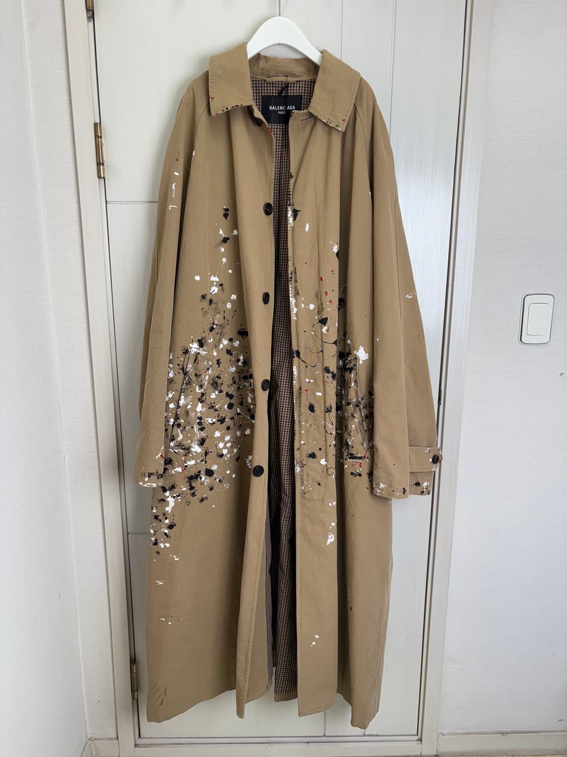 발렌시아가 아티스트 카코트 상품이미지1