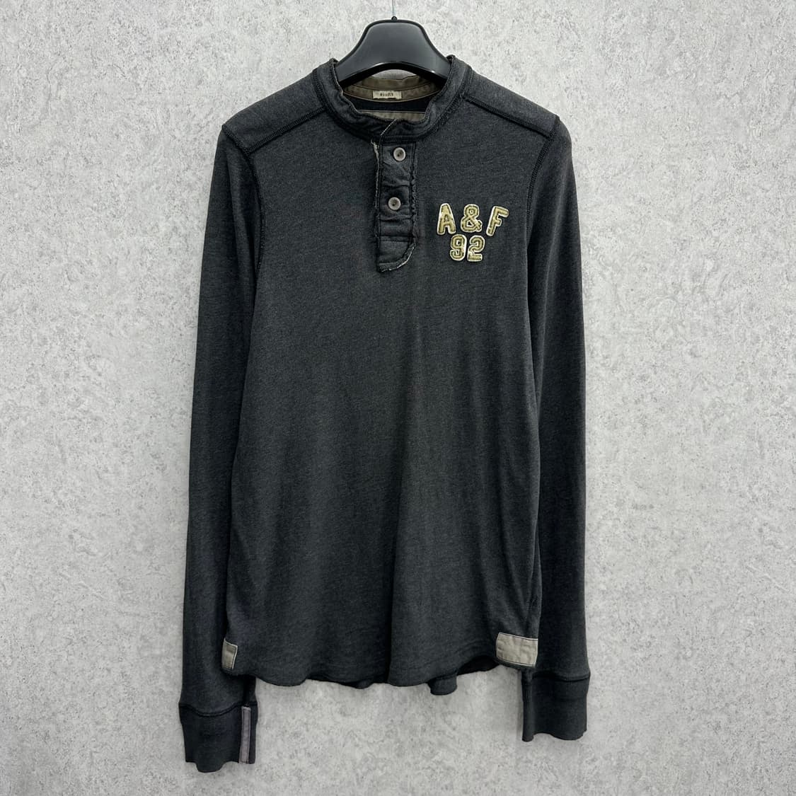 105 아베크롬비 남자 롱슬리브 긴팔 머슬핏 티셔츠 상품이미지1